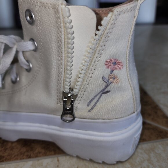Chuck Taylor All Star Lugged Lift Platform Flowers Easy On - Picture 6 of 6